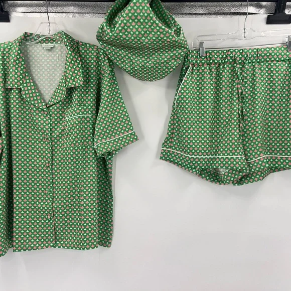 Ivy storehouse pajama set with satin hat size medium new with packaging - Picture 6 of 16